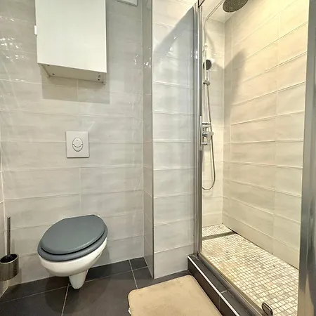 Appt Lumineux Avec Terrasse Coeur De 35 M² Apartamento Saint-Raphaël